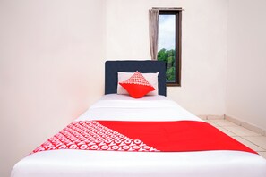 Room - OYO 2976 Graha Balfas (Samarinda)