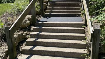 Enceinte de lâhĂ©bergement