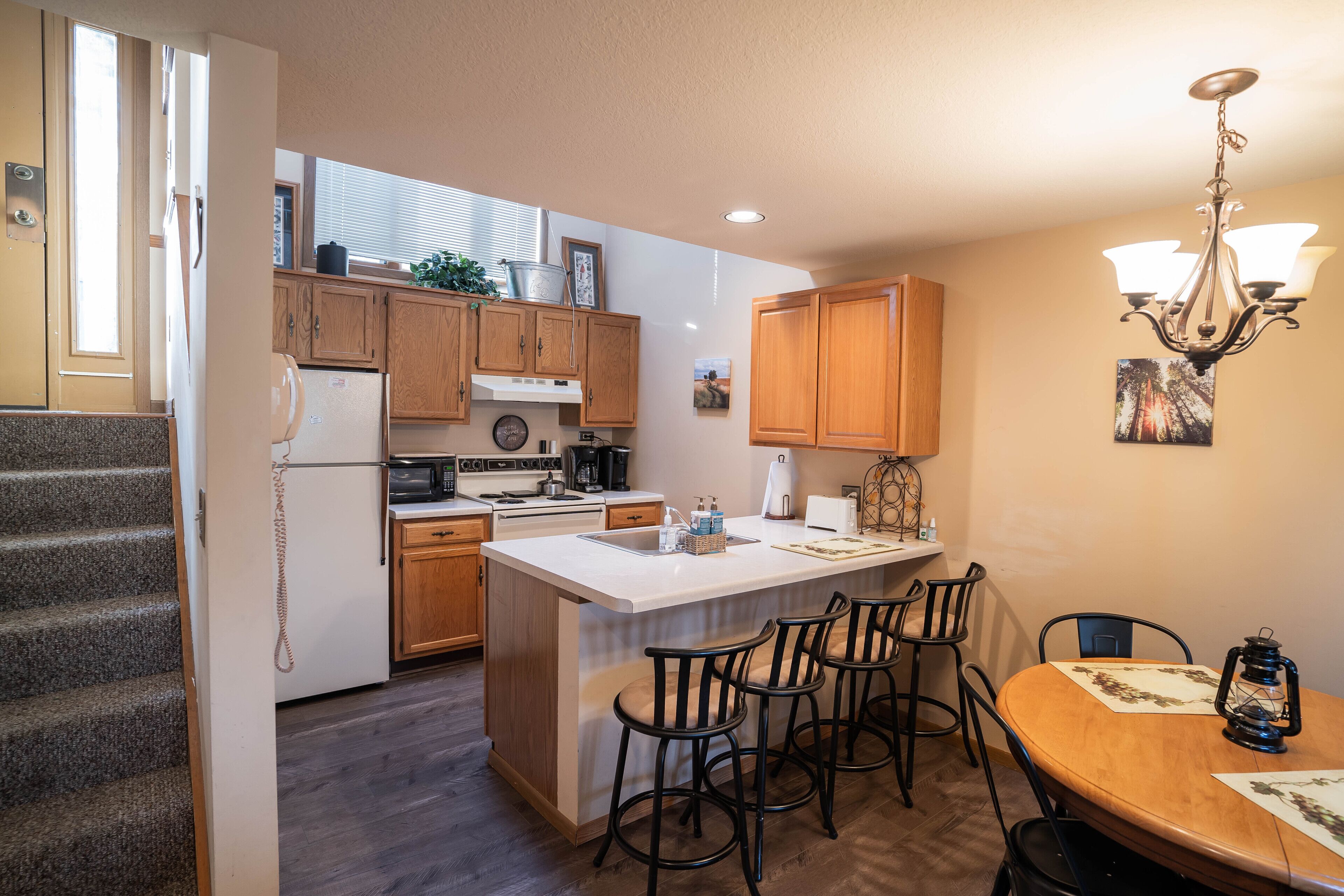 Two Bedroom + LOFT, Cozy Golf View Villa, Fast WiFi