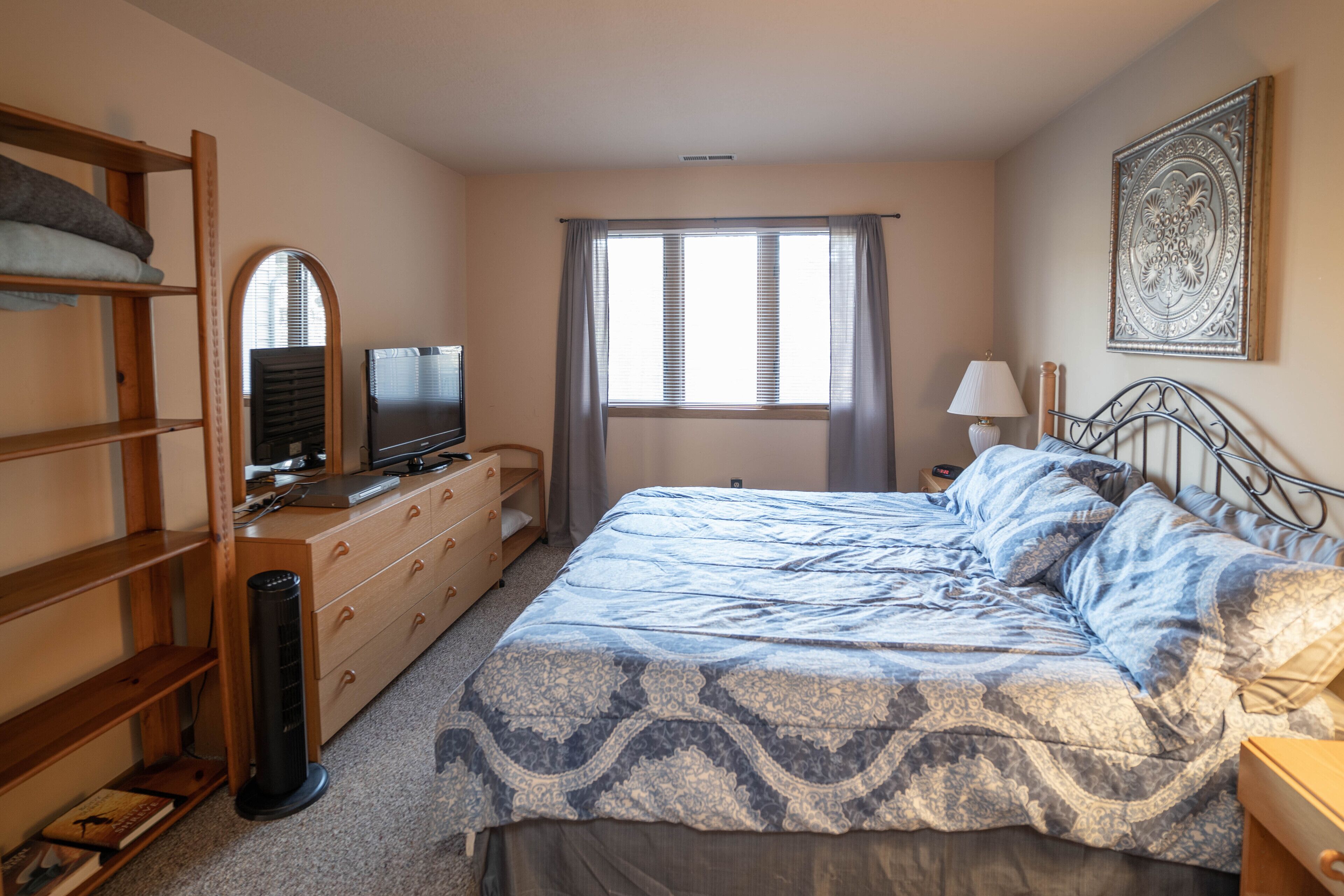 Two Bedroom + LOFT, Cozy Golf View Villa, Fast WiFi