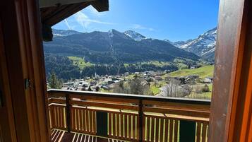 Comfort Apartment, Private Bathroom, Mountain View (mit Balkon)