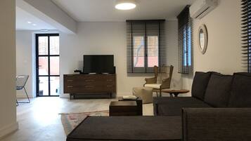 TV, stereo