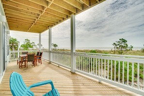 The San Box | Balcony