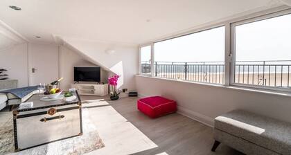 Stunning Sea View Penthouse - 2 Bedroom - 2 Bathr