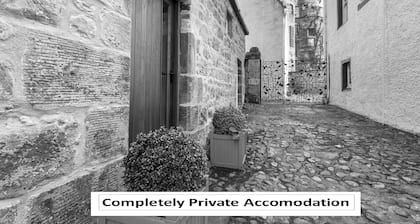 Deluxe double room with views of Falkland Palace