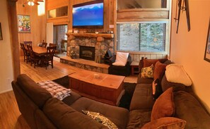 TV, fireplace, DVD player, books