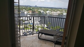 Interior - Fort Lauderdale Beach condominium<br>Jackson Tower Las Olas <br>5 star <br>walk to ocean (Fort Lauderdale)