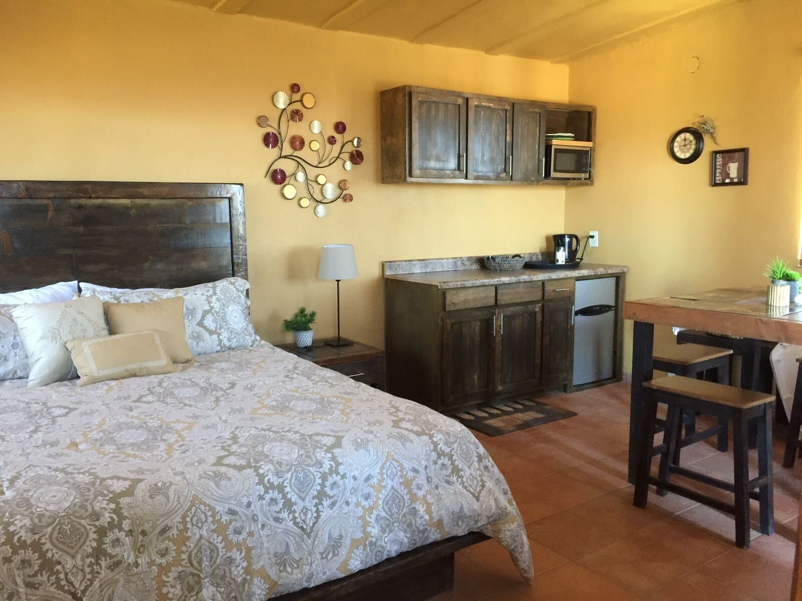 3 comfortable individuals cabins in a property with stunning views of the valley