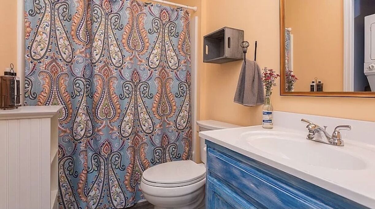 Beach Dreams Cottage - Gated Resort with Great Location