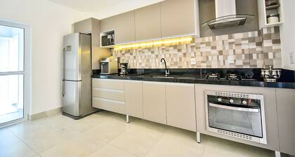 Single storey house with 3 suites with air conditioning, WIFI, Smart TV, swimming pool, barbecue.