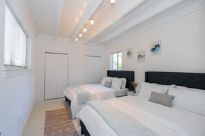 3 makuuhuonetta, silitysrauta/-lauta, vauvan matkasänky, ilmainen Wi-Fi