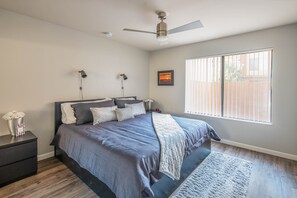 1 bedroom, desk, iron/ironing board, free WiFi