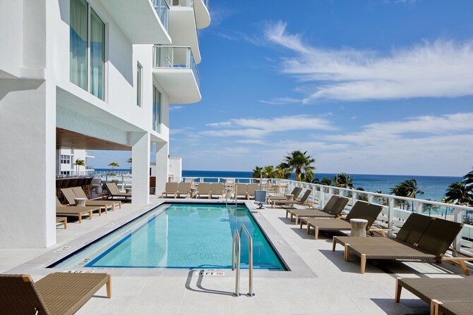 AC Hotel by Marriott Fort Lauderdale Beach Reviews, Deals ...