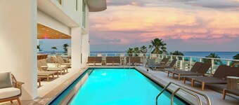 AC马里奥特酒店沃特劳德代尔海滩