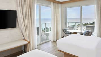 Kamer, 2 queensize bedden, niet-roken, balkon (Oceanfront) | Luxe beddengoed, pillowtop-bedden, een kluis op de kamer
