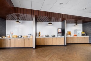 Desayuno continental incluido todos los días 