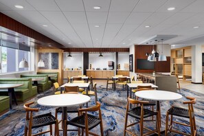 Free daily continental breakfast  - Fairfield by Marriott Inn & Suites Homestead Florida City (Florida City)