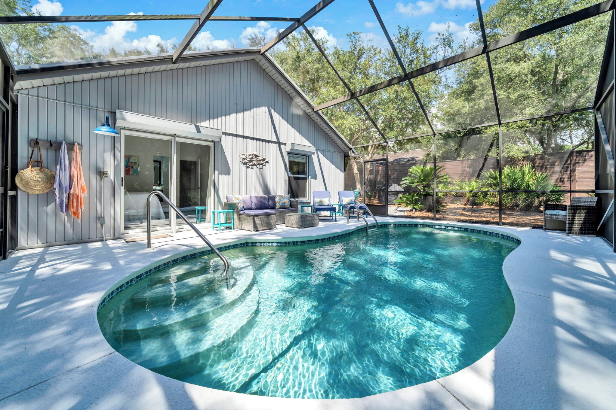 屋外プール、温水プール