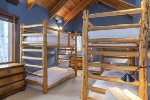 Casa, 6 habitaciones | 6 habitaciones, decoración personalizada y muebles diferentes 