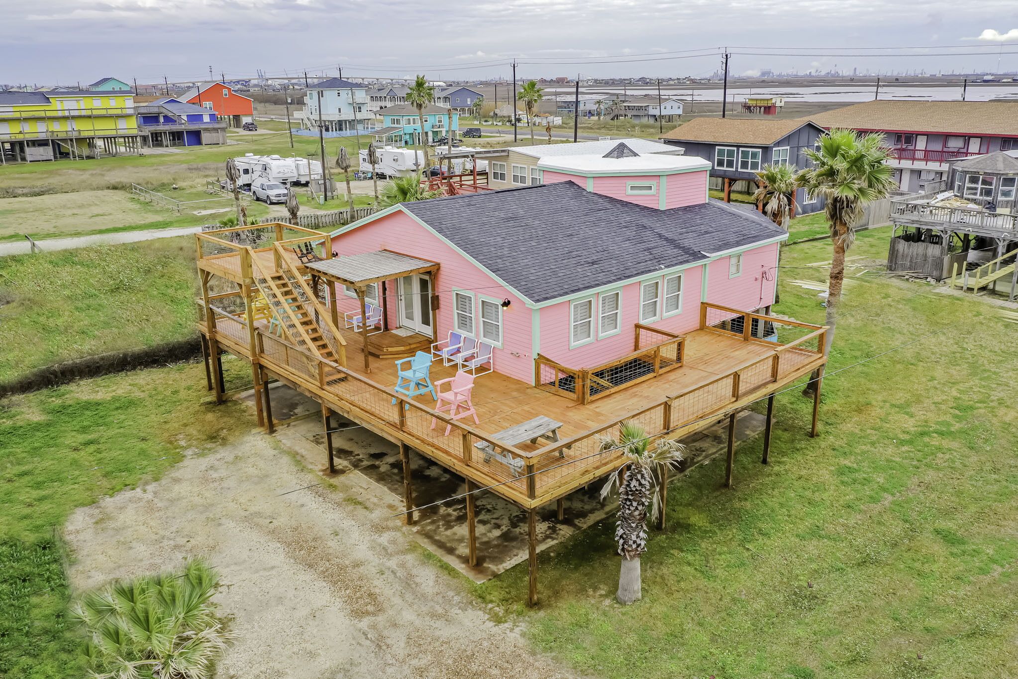 Beautiful Gulf views and huge living area. Sleeps 15