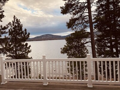 Bitterroot Bungalow on Little Bitterroot Lake!