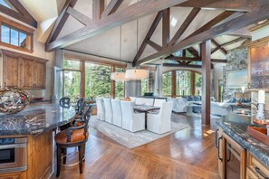 House, 5 Bedrooms | Living room - THE Pinnacle by Exceptional Stays (Telluride)