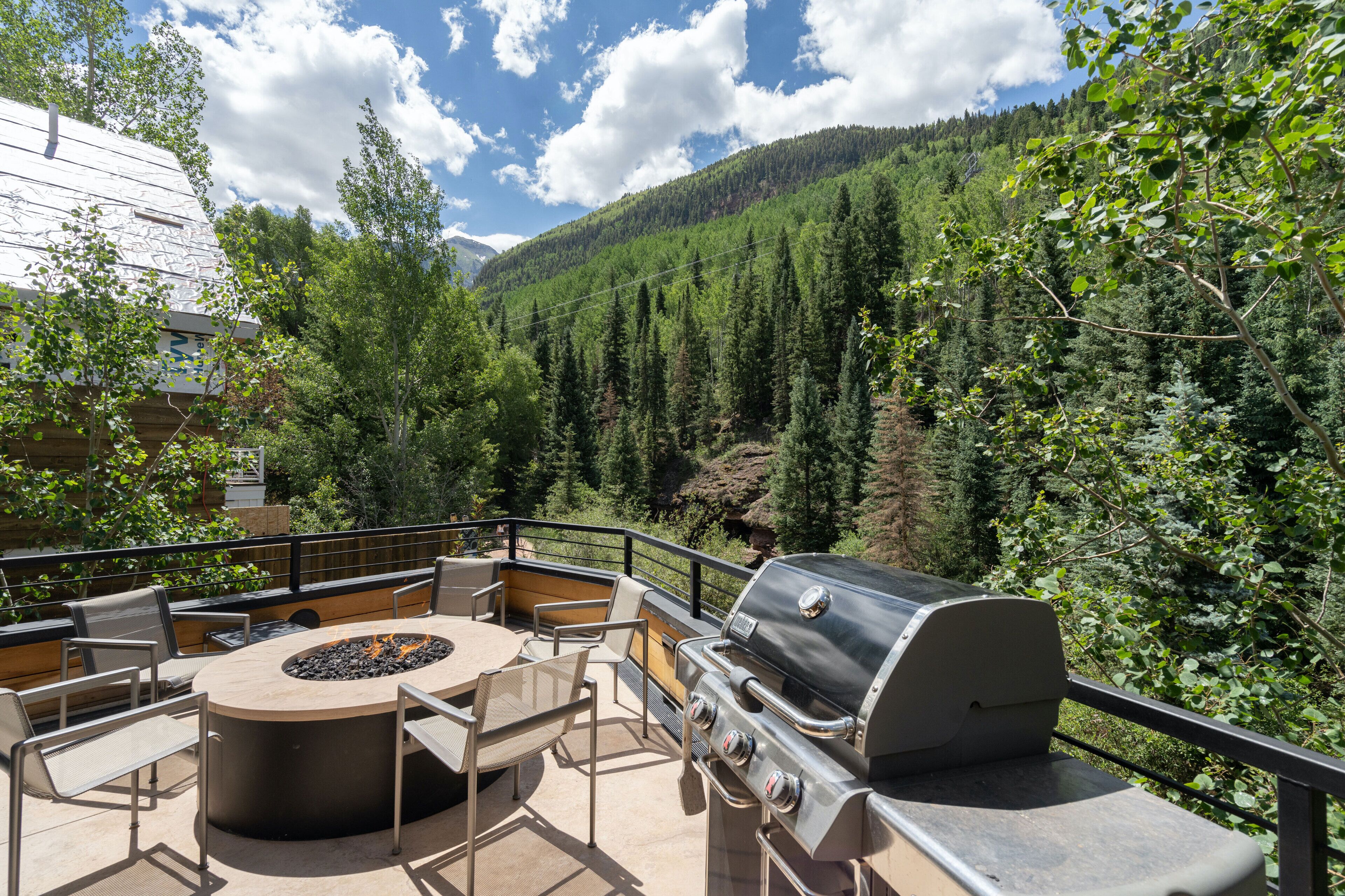 BBQ/picnic area