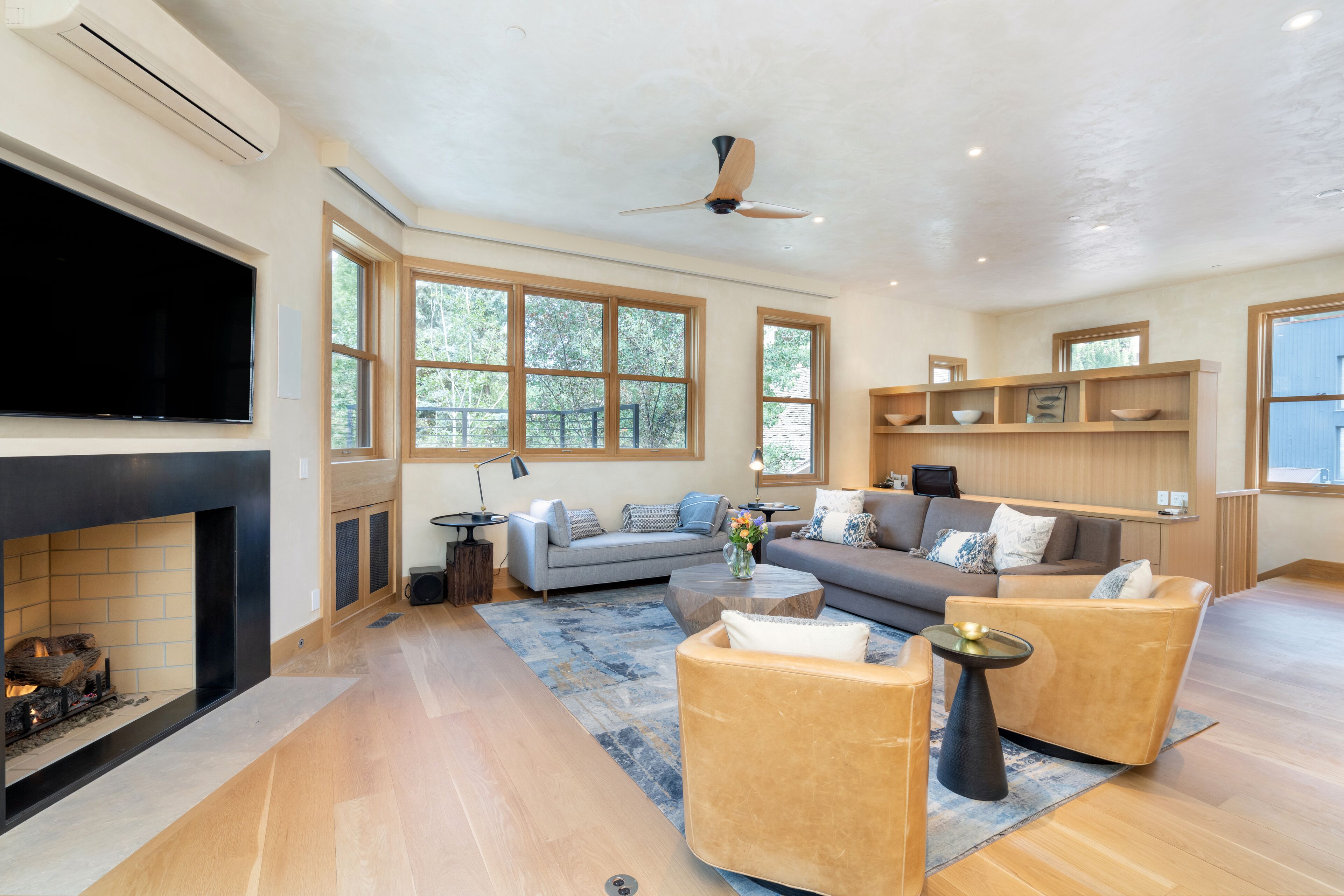 House, 3 Bedrooms | Living room