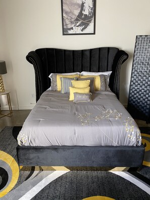 1 bedroom, iron/ironing board, WiFi, bed sheets