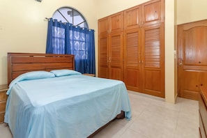 3 camere, ferro/asse da stiro, Wi-Fi, lenzuola