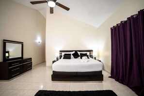 8 bedrooms, desk, iron/ironing board, WiFi