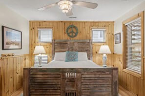 5 bedrooms, iron/ironing board, WiFi, bed sheets