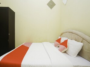 Room - Oyo 2902 Graha 18 (Surabaya)
