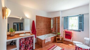 Badekar, hårtørrer