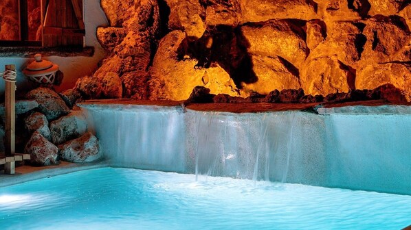 Pool - Casa de La Cascada Iznájar by Ruralidays (Córdoba)