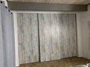 Interior - Cozy Big Bear home  next door to snow summit (Big Bear Lake)