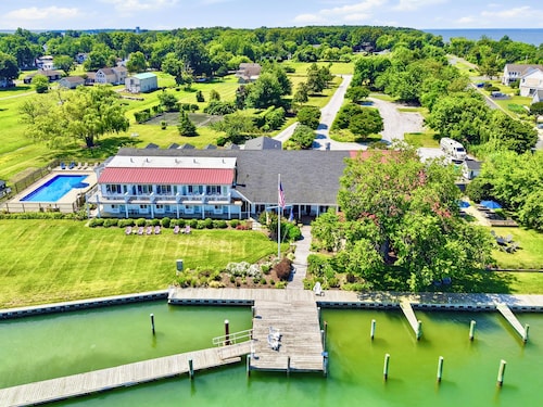 The Tilghman Island Inn