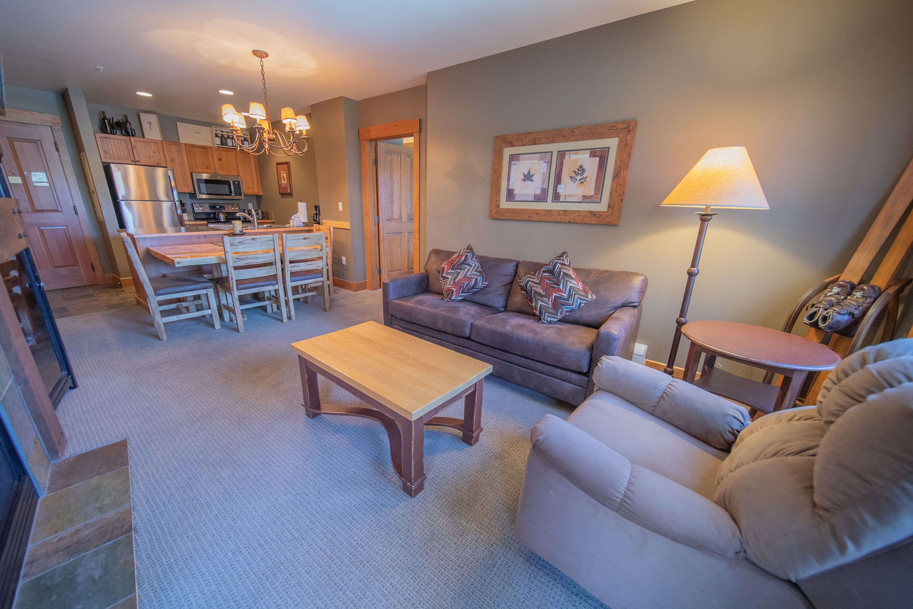 Quick Walk to Gondola, Family-Friendly Pool Area!