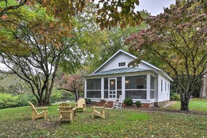 Exterior - Restored 1920's Cottage on 1 Acre w/ Fire Pit (Hayes)