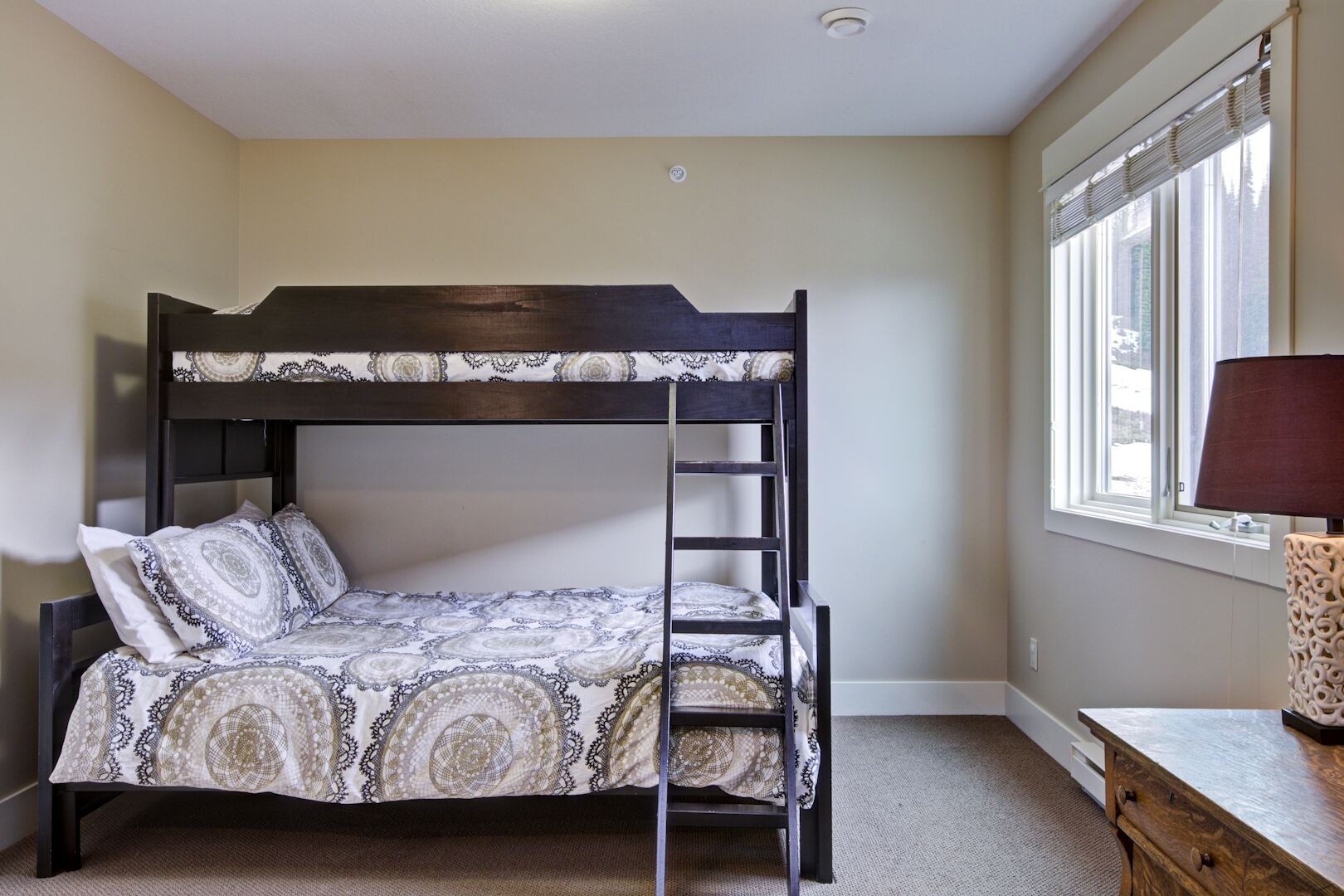 LUXURY Ski IN/OUT from Arnica Lodge at SilverStar