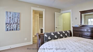 4 室のベッドルーム、アイロン / アイロン台、旅行用ベビーベッド、WiFi (無料)