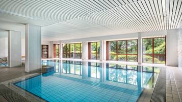 Innenpool, beheizter Pool