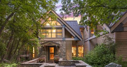 Sundance -Valtava poreallas, takat jokaisessa huoneessa, hehtaarin yksityisyyttä