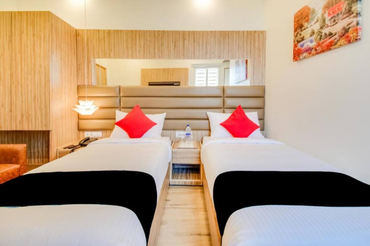 Deluxe Room | Desk, WiFi (free)