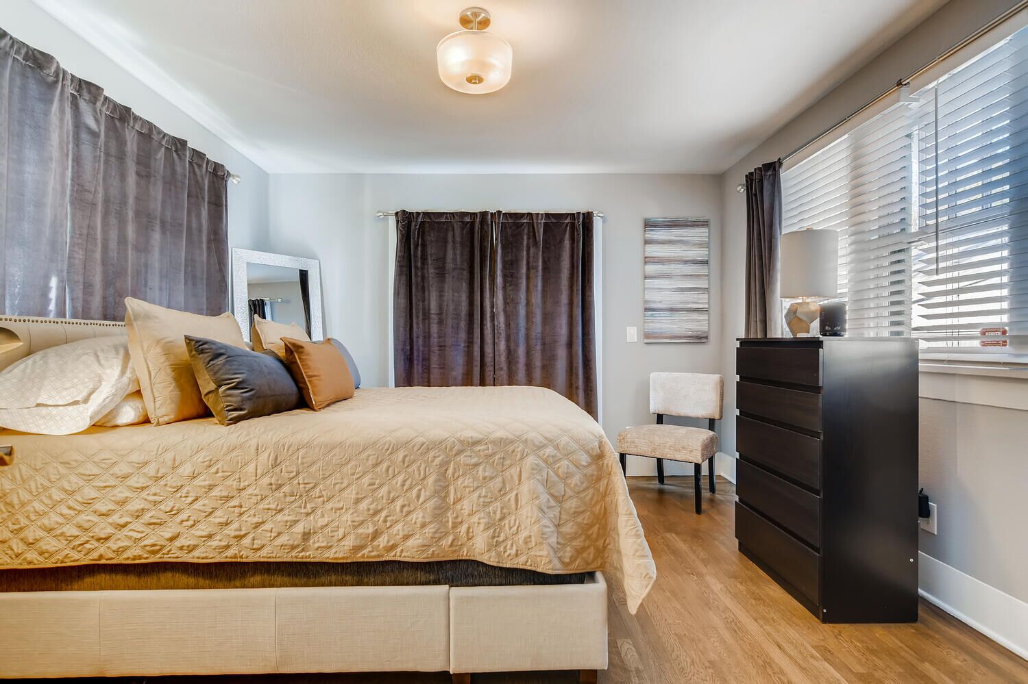 Master bedroom with queen bed