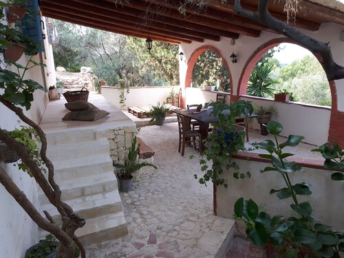 Villa inside nature reserve brat cave with panoramic view