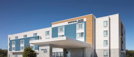 المنشأة من الخارج