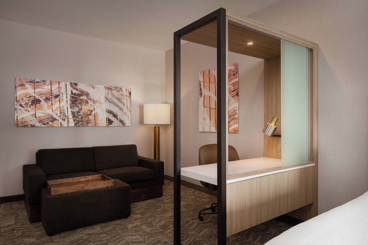 Escrivaninha, espaço de trabalho para notebook