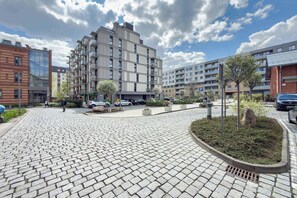 Exterior - Climatic Apartment in Wroclaw | Parking | Balcony (Wrocław)