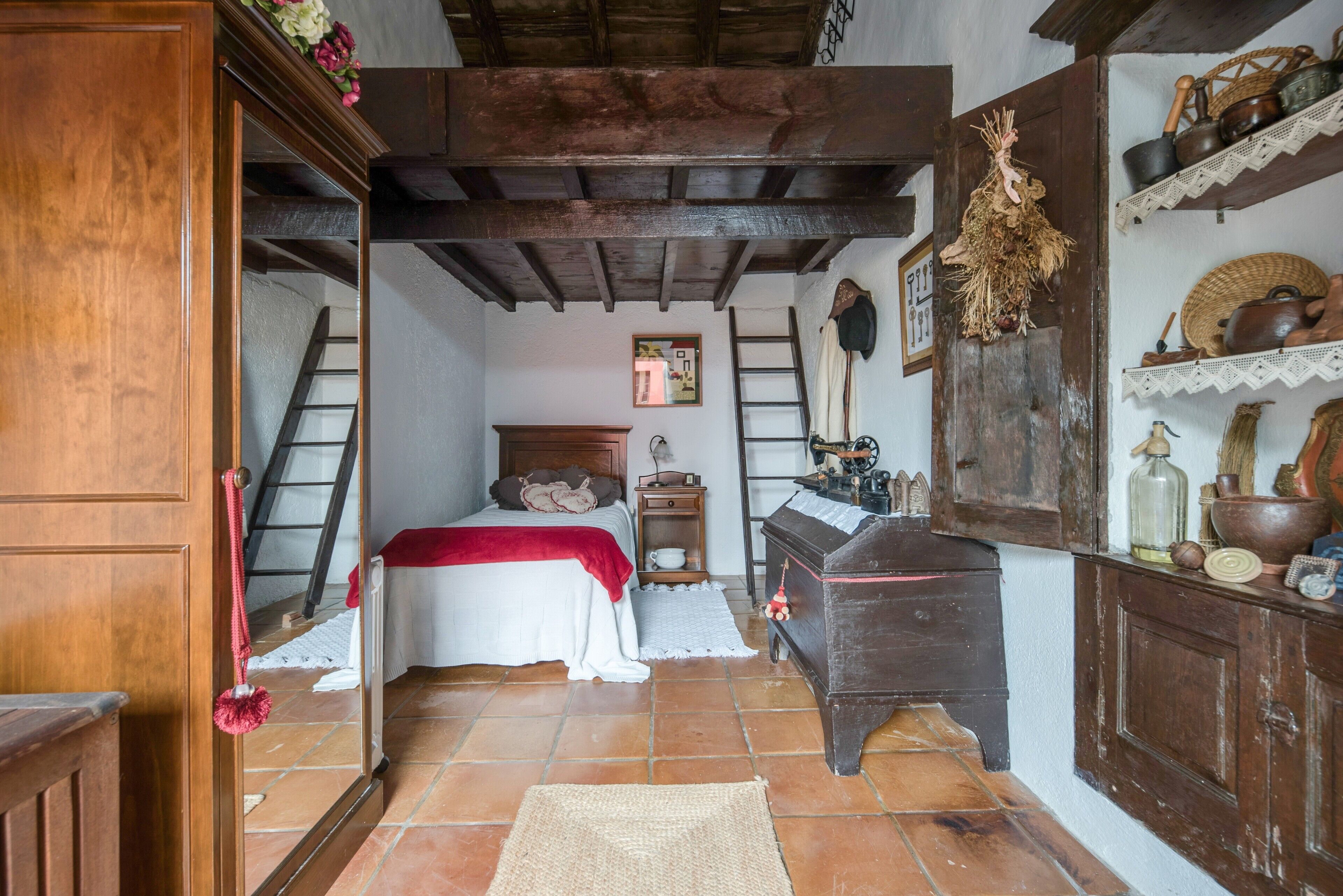 2 habitaciones, tabla de planchar con plancha y wifi gratis 